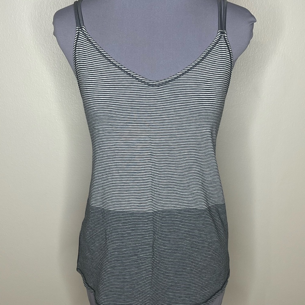 Lululemon Grey Striped Cross Strapped Low Back Tank Top Size 4